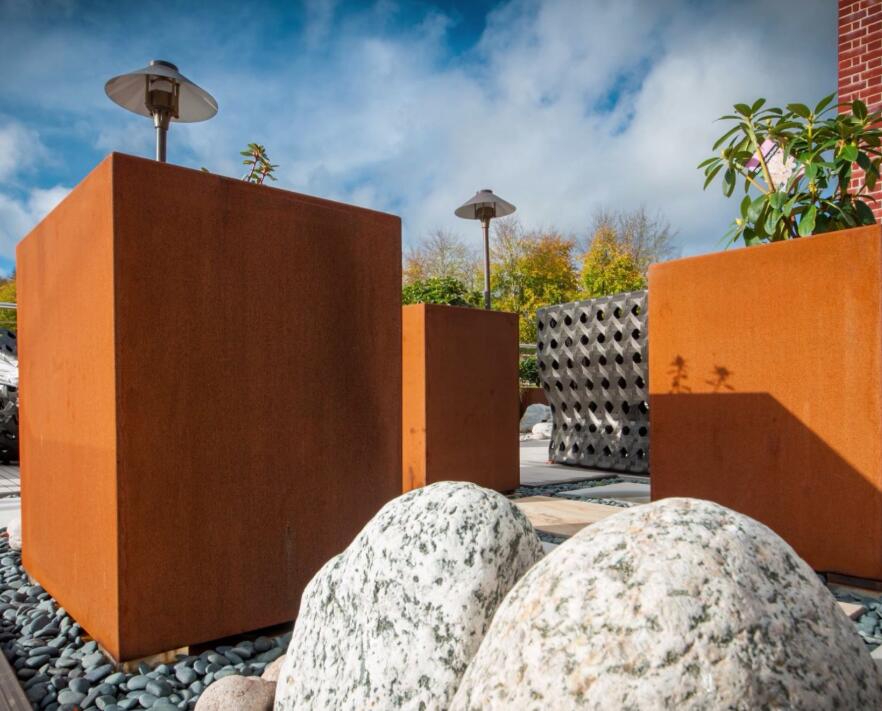 双湖锈钢板花箱